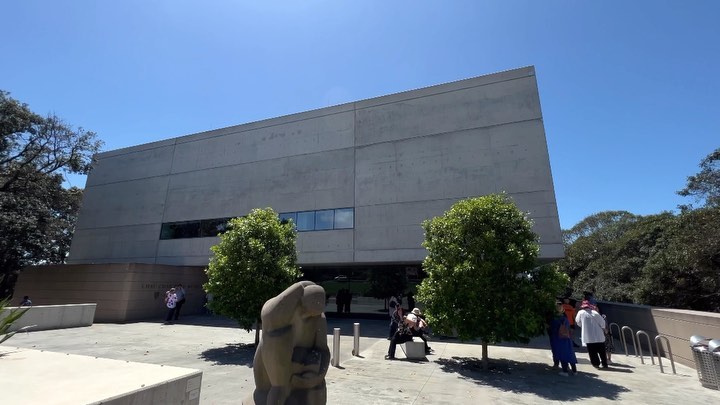 Chau Chak Wing Museum Focus Tour #SLM #sydneyisopen @sydneyisopen